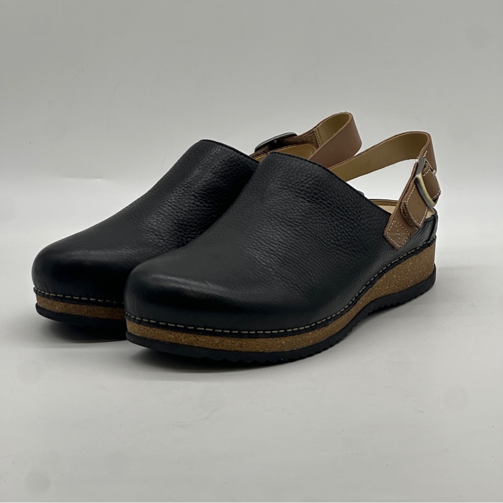 Dansko Merrin Slingback Strap Clog. Size 11 - Picture 4 of 10